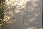 photo thumbnail #4